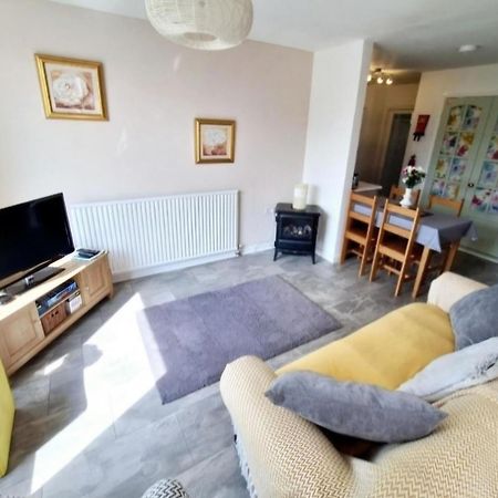 Beautiful 2 Bedroom Annexe In Popular Town Location ナーバース エクステリア 写真