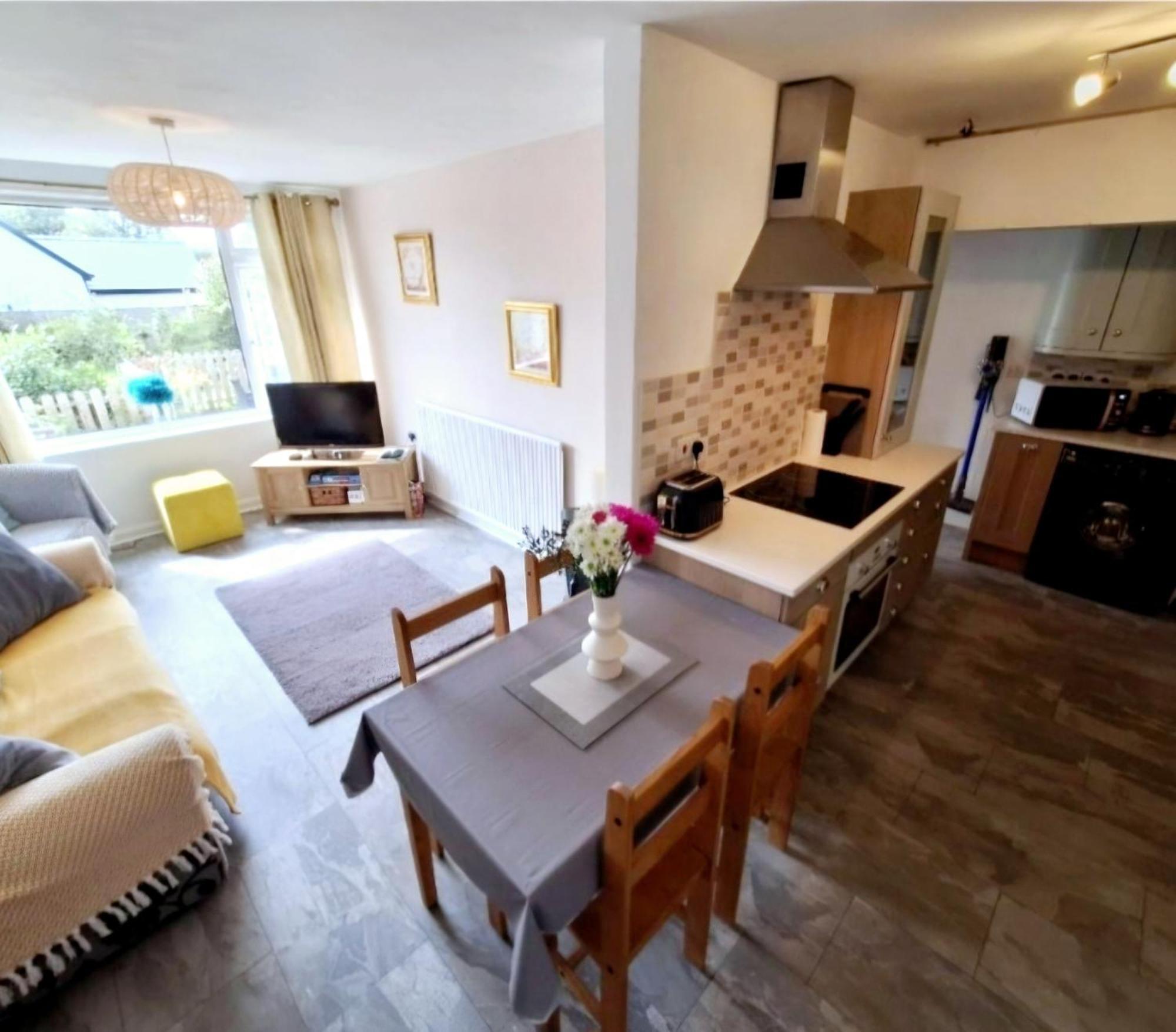Beautiful 2 Bedroom Annexe In Popular Town Location ナーバース エクステリア 写真