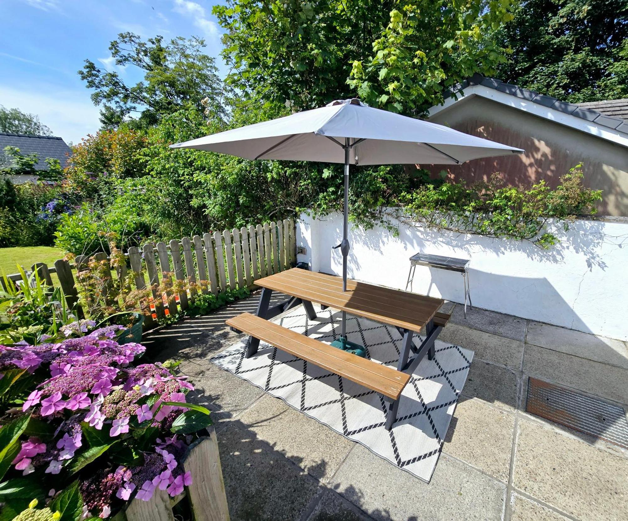 Beautiful 2 Bedroom Annexe In Popular Town Location ナーバース エクステリア 写真